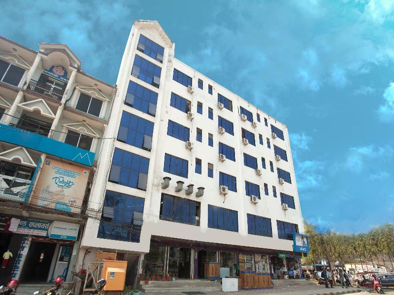 Oyo 343 Pop Life Hotel Banke 外观 照片