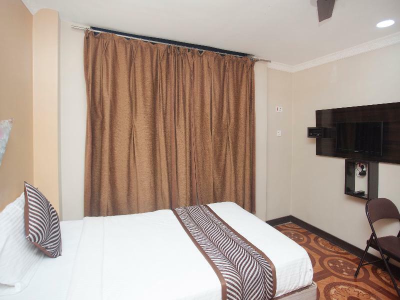 Oyo 343 Pop Life Hotel Banke 外观 照片