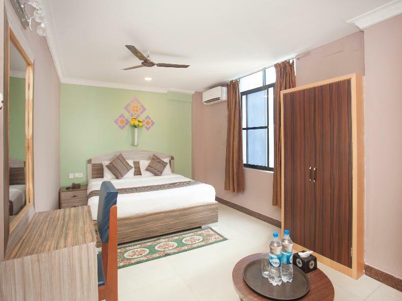 Oyo 343 Pop Life Hotel Banke 外观 照片
