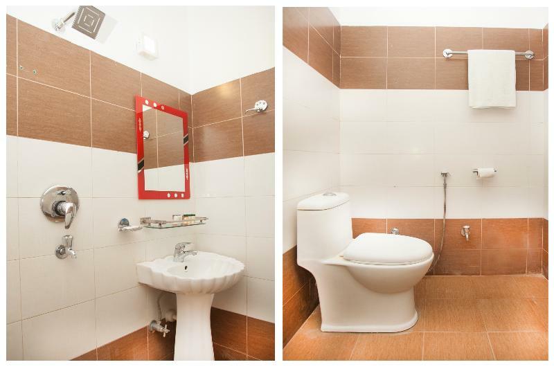 Oyo 343 Pop Life Hotel Banke 外观 照片